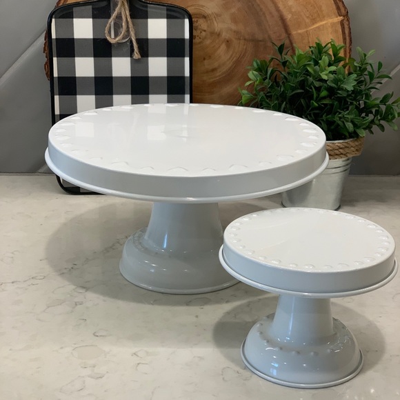 Set of 2 Metal Cake Stands - Picture 2 of 4